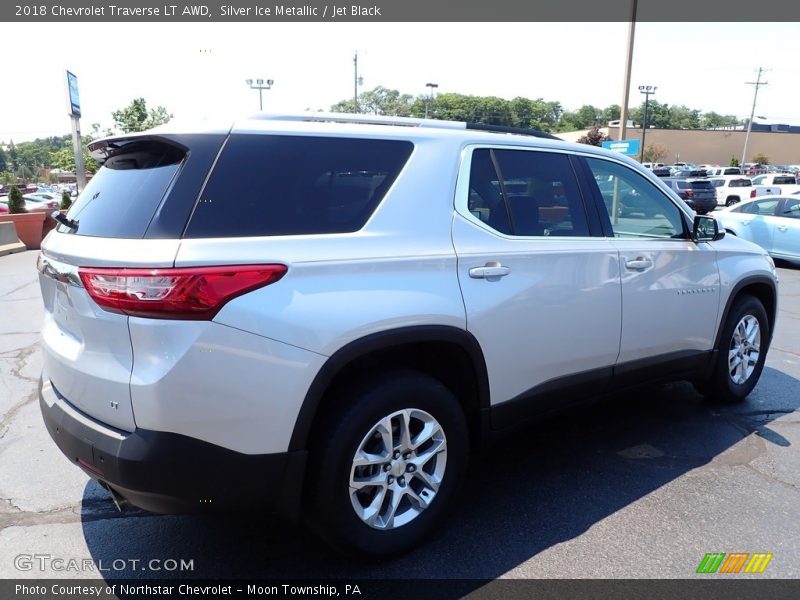 Silver Ice Metallic / Jet Black 2018 Chevrolet Traverse LT AWD