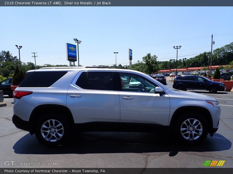 Silver Ice Metallic / Jet Black 2018 Chevrolet Traverse LT AWD