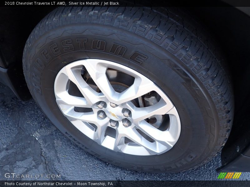 Silver Ice Metallic / Jet Black 2018 Chevrolet Traverse LT AWD