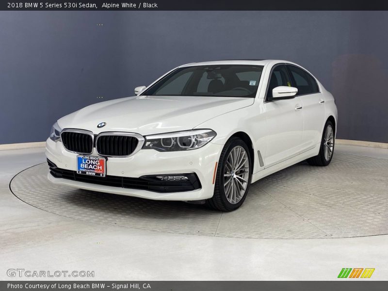 Alpine White / Black 2018 BMW 5 Series 530i Sedan