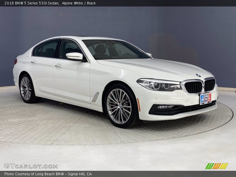 Alpine White / Black 2018 BMW 5 Series 530i Sedan