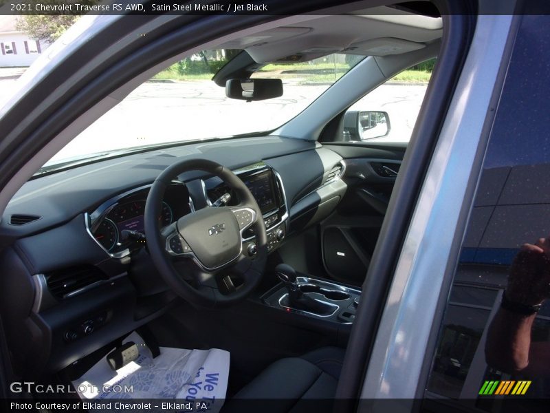 Satin Steel Metallic / Jet Black 2021 Chevrolet Traverse RS AWD