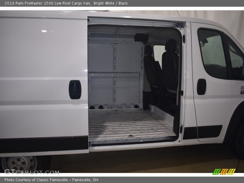 Bright White / Black 2019 Ram ProMaster 1500 Low Roof Cargo Van