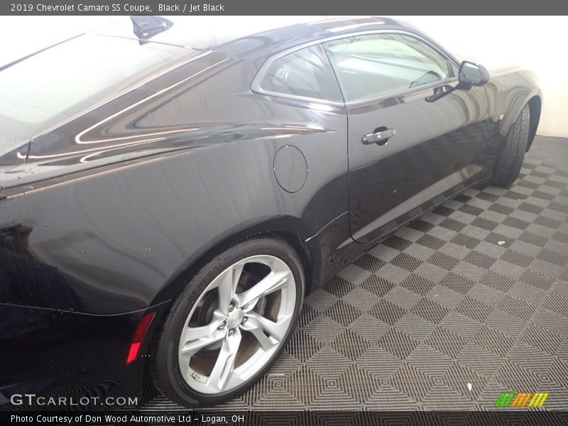 Black / Jet Black 2019 Chevrolet Camaro SS Coupe