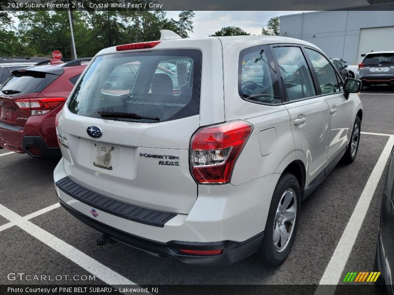 Crystal White Pearl / Gray 2016 Subaru Forester 2.5i