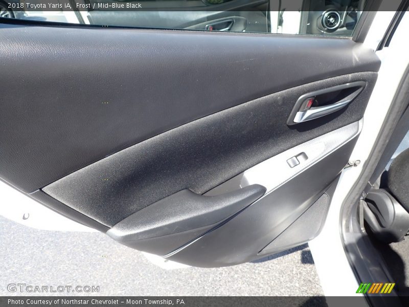 Frost / Mid-Blue Black 2018 Toyota Yaris iA