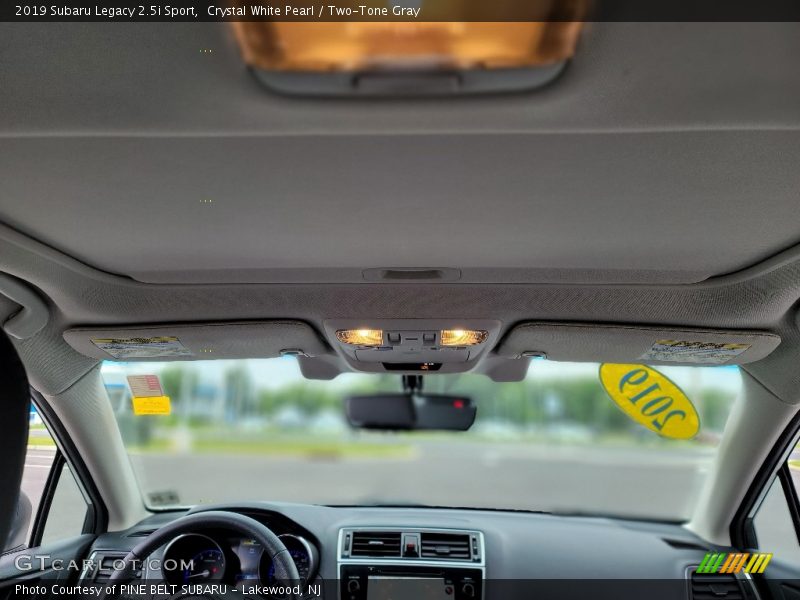 Crystal White Pearl / Two-Tone Gray 2019 Subaru Legacy 2.5i Sport