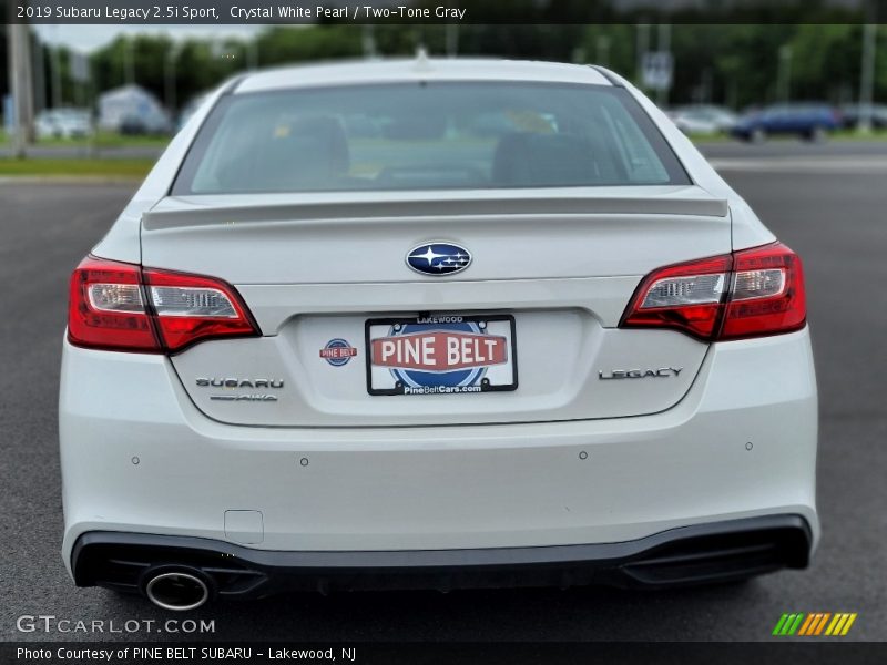Crystal White Pearl / Two-Tone Gray 2019 Subaru Legacy 2.5i Sport