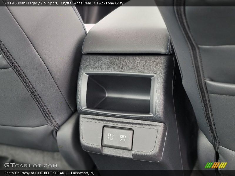 Crystal White Pearl / Two-Tone Gray 2019 Subaru Legacy 2.5i Sport