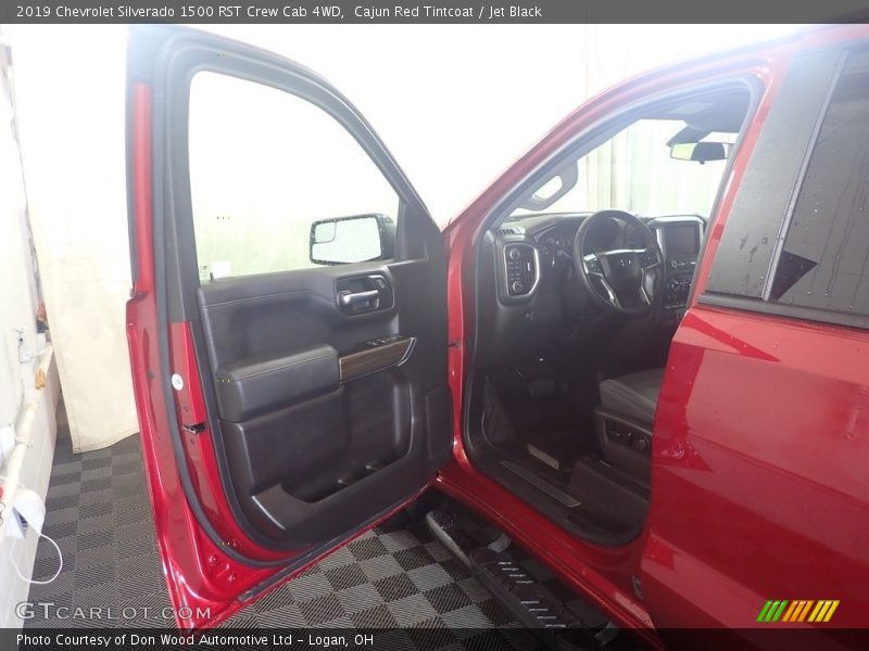Cajun Red Tintcoat / Jet Black 2019 Chevrolet Silverado 1500 RST Crew Cab 4WD