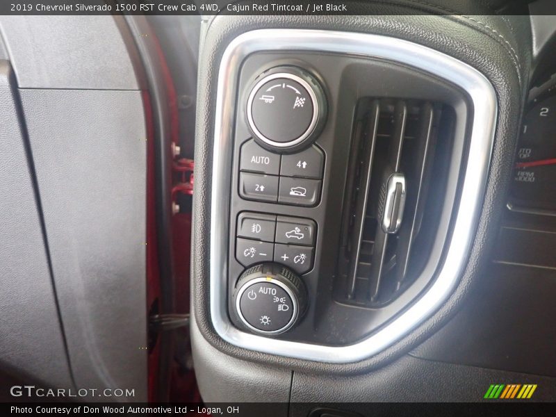 Cajun Red Tintcoat / Jet Black 2019 Chevrolet Silverado 1500 RST Crew Cab 4WD