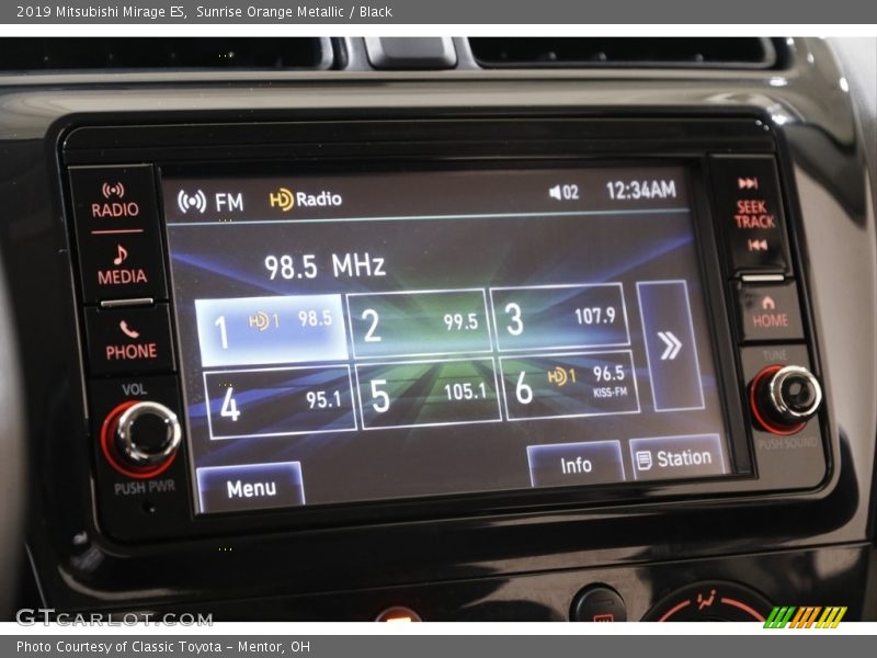 Sunrise Orange Metallic / Black 2019 Mitsubishi Mirage ES