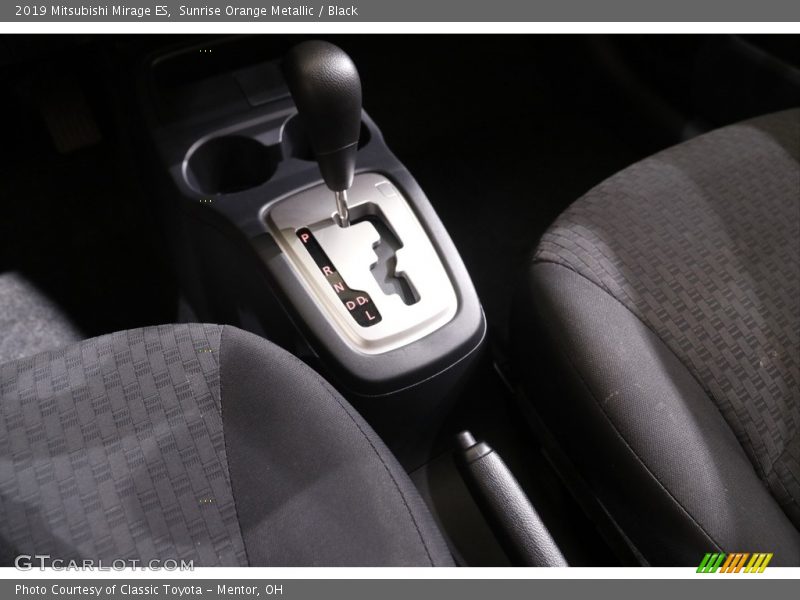 Sunrise Orange Metallic / Black 2019 Mitsubishi Mirage ES