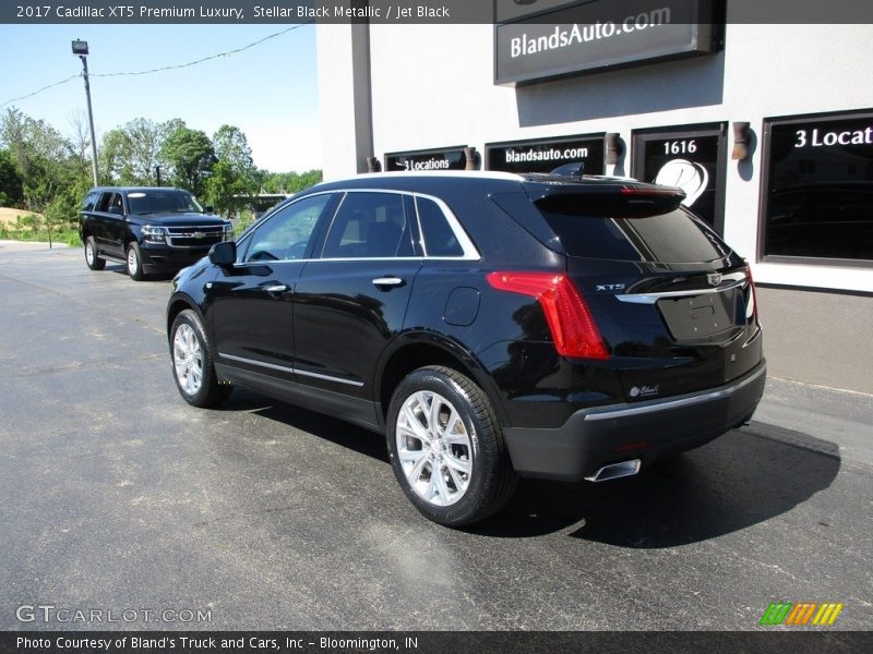 Stellar Black Metallic / Jet Black 2017 Cadillac XT5 Premium Luxury