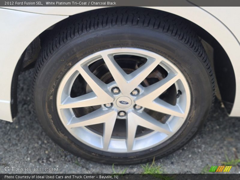 White Platinum Tri-Coat / Charcoal Black 2012 Ford Fusion SEL