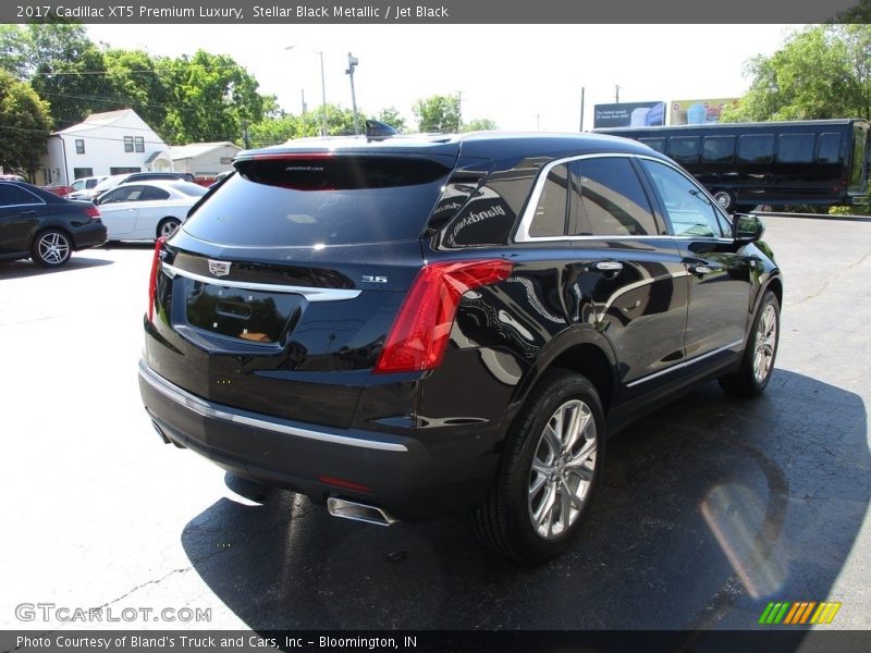 Stellar Black Metallic / Jet Black 2017 Cadillac XT5 Premium Luxury