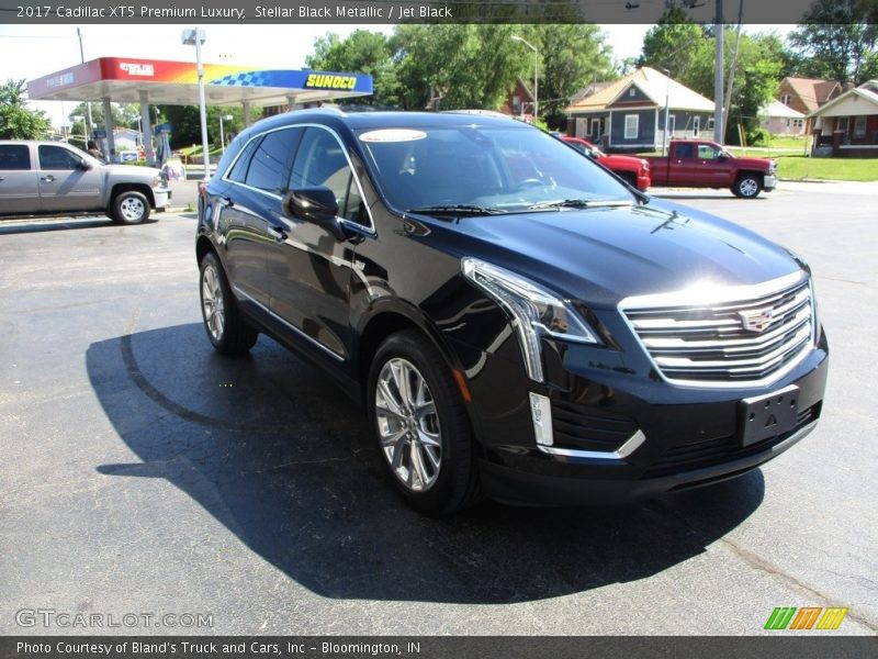 Stellar Black Metallic / Jet Black 2017 Cadillac XT5 Premium Luxury