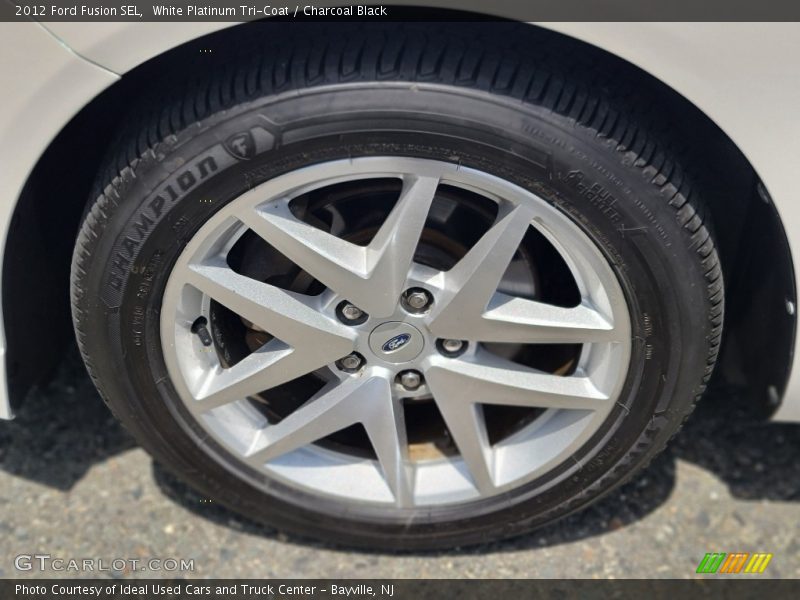 White Platinum Tri-Coat / Charcoal Black 2012 Ford Fusion SEL