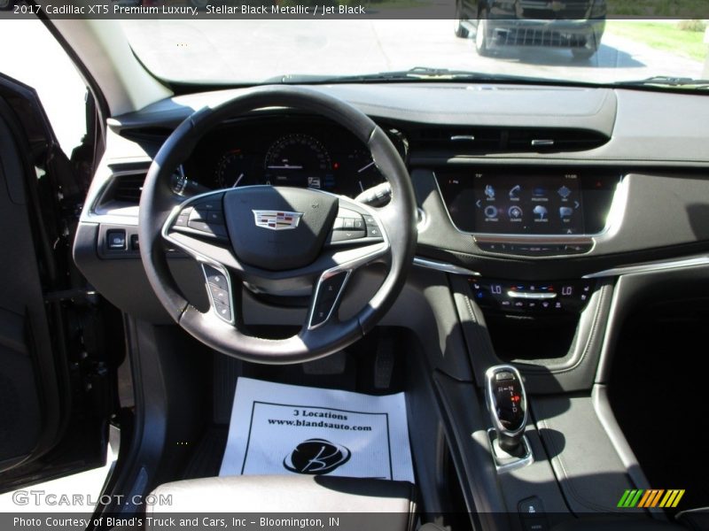 Stellar Black Metallic / Jet Black 2017 Cadillac XT5 Premium Luxury