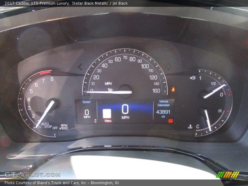 Stellar Black Metallic / Jet Black 2017 Cadillac XT5 Premium Luxury