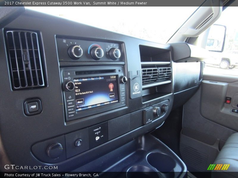 Controls of 2017 Express Cutaway 3500 Work Van