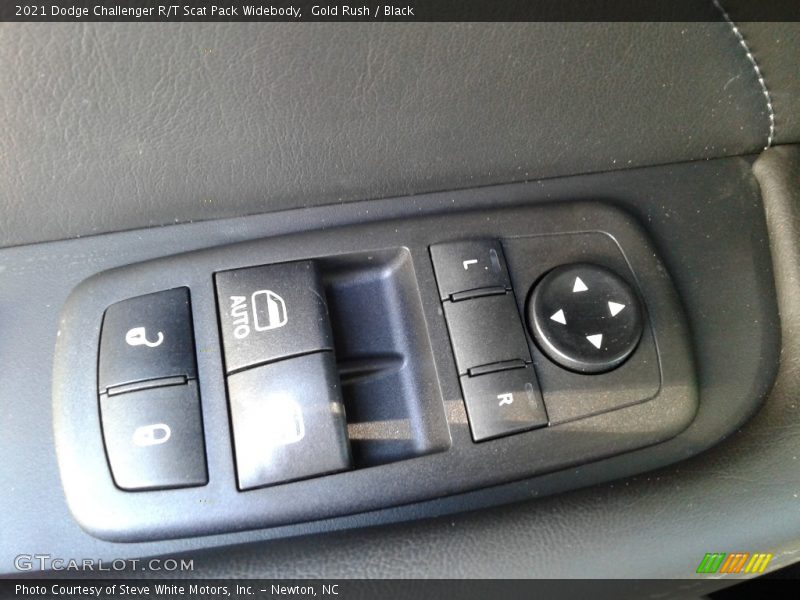 Gold Rush / Black 2021 Dodge Challenger R/T Scat Pack Widebody