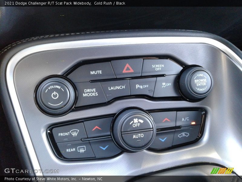 Gold Rush / Black 2021 Dodge Challenger R/T Scat Pack Widebody