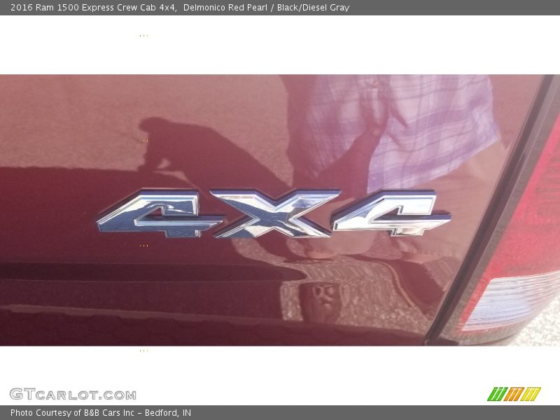 Delmonico Red Pearl / Black/Diesel Gray 2016 Ram 1500 Express Crew Cab 4x4