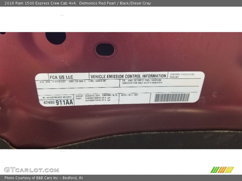 Delmonico Red Pearl / Black/Diesel Gray 2016 Ram 1500 Express Crew Cab 4x4