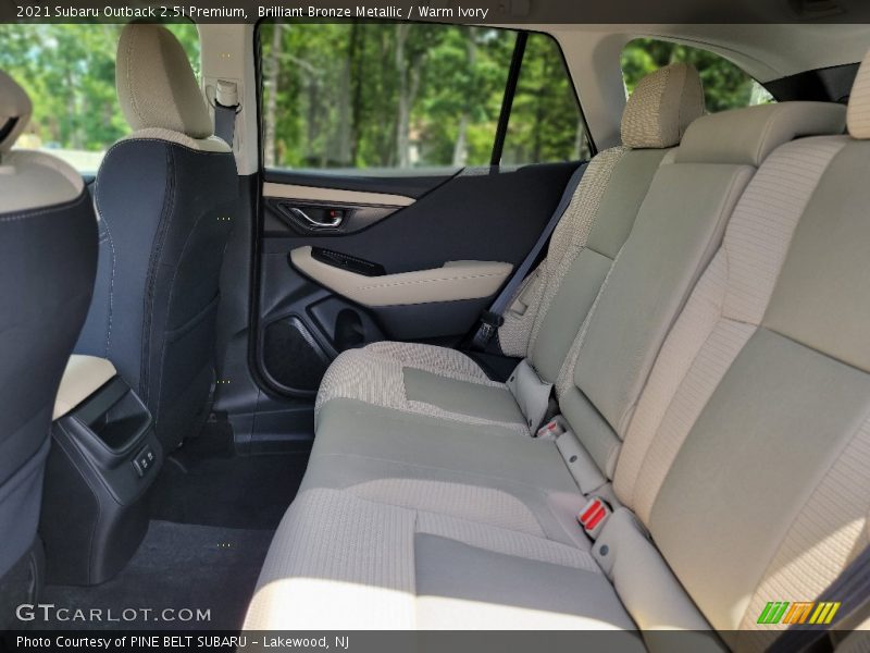 Brilliant Bronze Metallic / Warm Ivory 2021 Subaru Outback 2.5i Premium