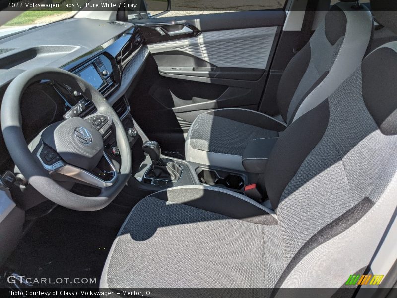 Pure White / Gray 2022 Volkswagen Taos S