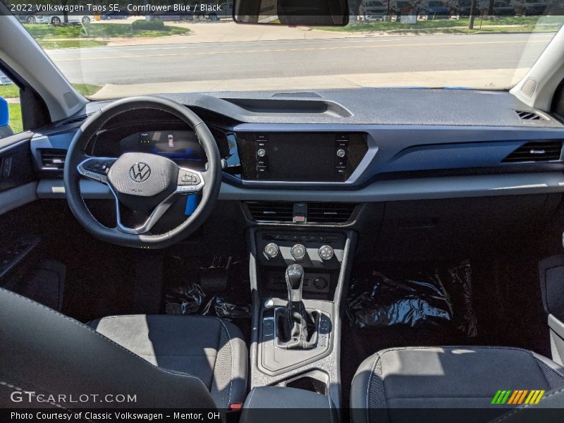 Cornflower Blue / Black 2022 Volkswagen Taos SE