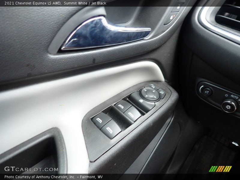 Summit White / Jet Black 2021 Chevrolet Equinox LS AWD