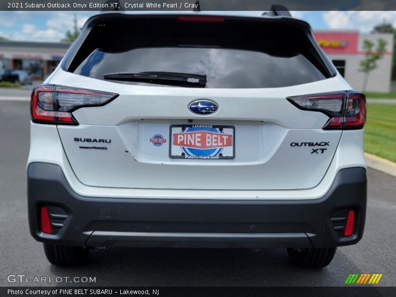 Crystal White Pearl / Gray 2021 Subaru Outback Onyx Edition XT