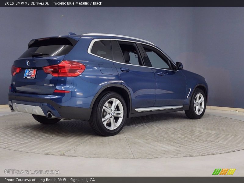 Phytonic Blue Metallic / Black 2019 BMW X3 sDrive30i