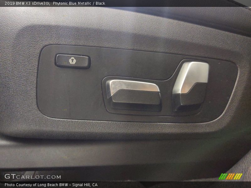 Phytonic Blue Metallic / Black 2019 BMW X3 sDrive30i