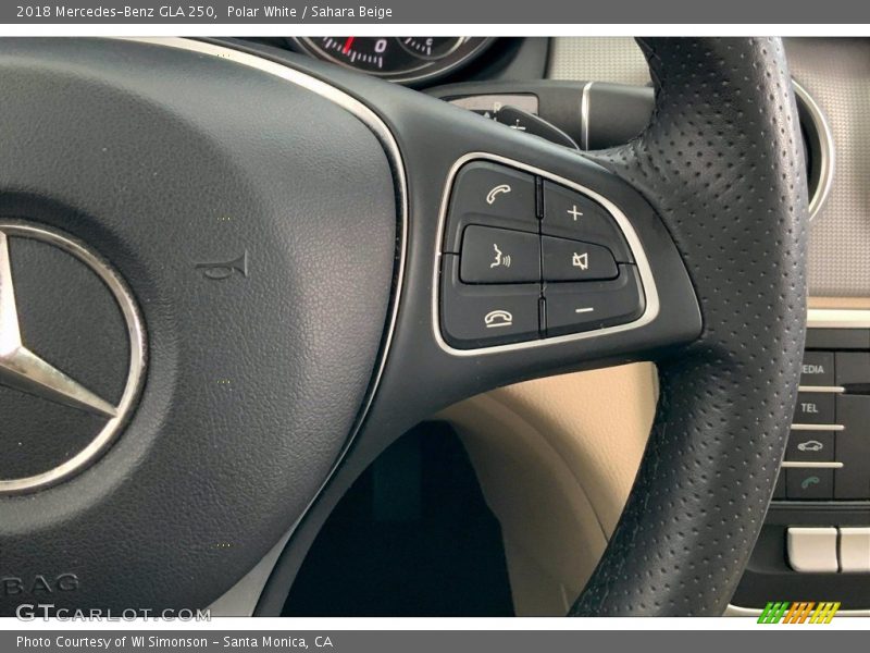 Polar White / Sahara Beige 2018 Mercedes-Benz GLA 250