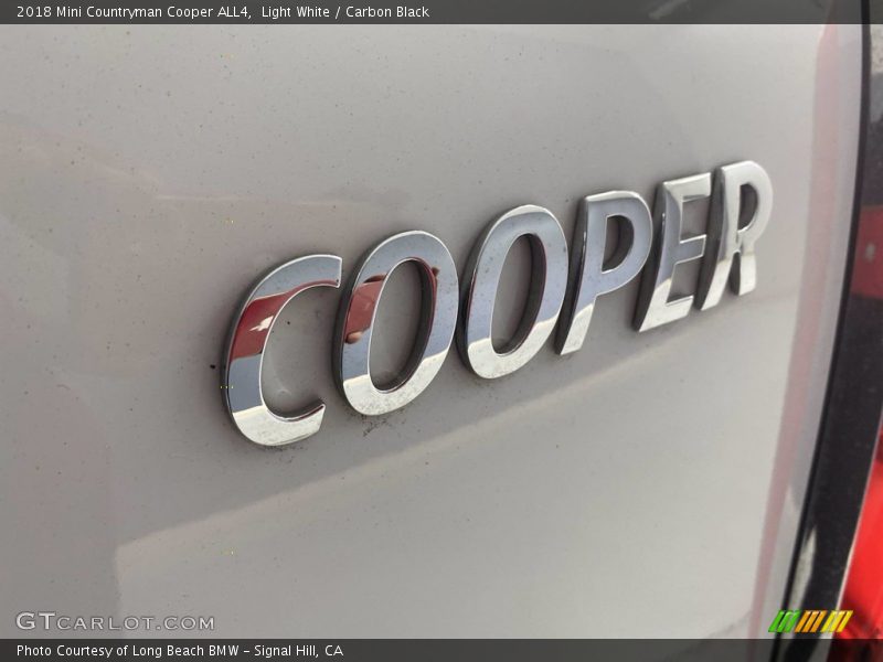 Light White / Carbon Black 2018 Mini Countryman Cooper ALL4