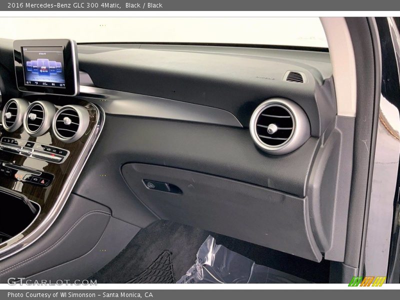Black / Black 2016 Mercedes-Benz GLC 300 4Matic