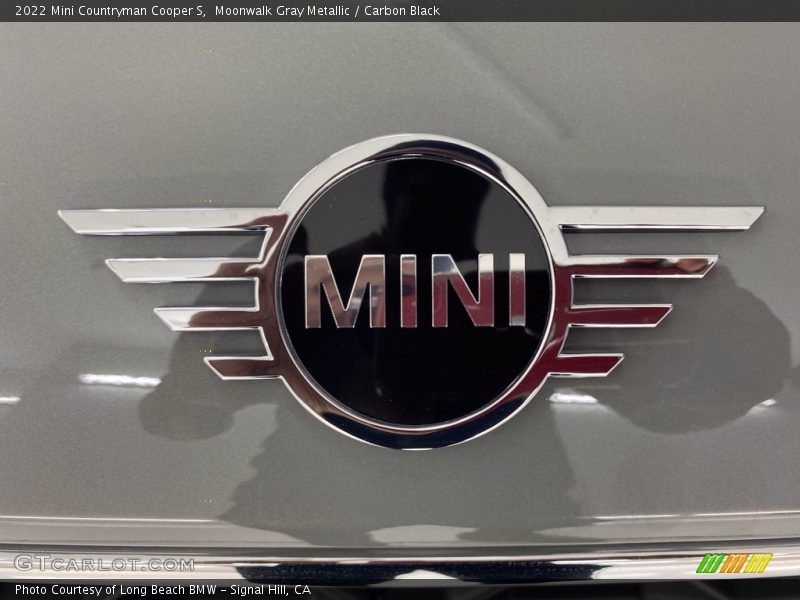 Moonwalk Gray Metallic / Carbon Black 2022 Mini Countryman Cooper S