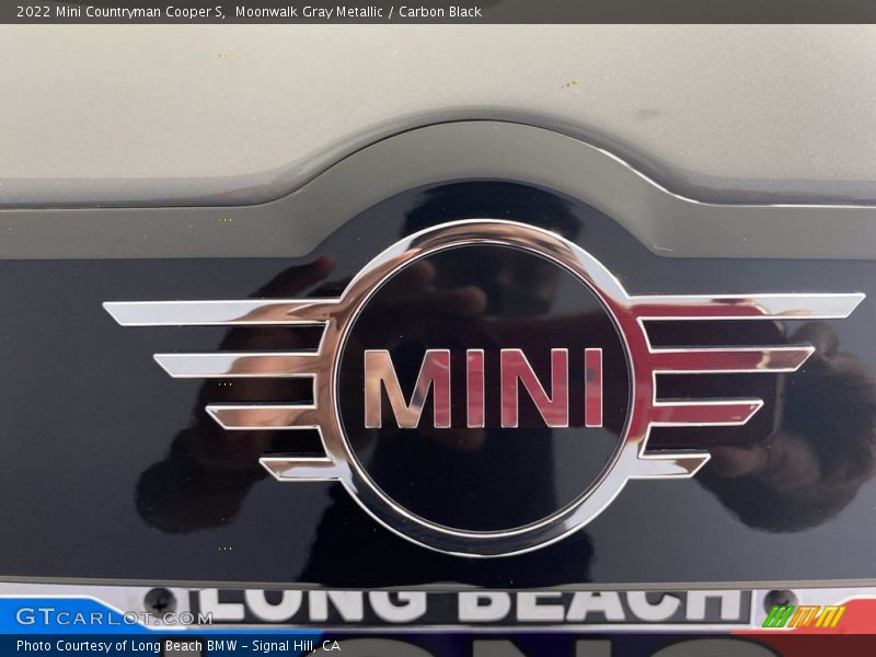 Moonwalk Gray Metallic / Carbon Black 2022 Mini Countryman Cooper S