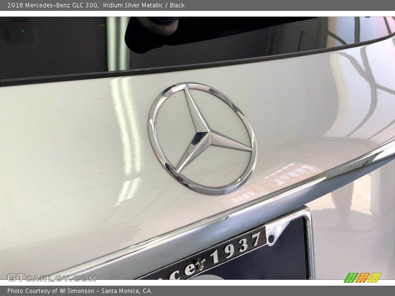 Iridium Silver Metallic / Black 2018 Mercedes-Benz GLC 300