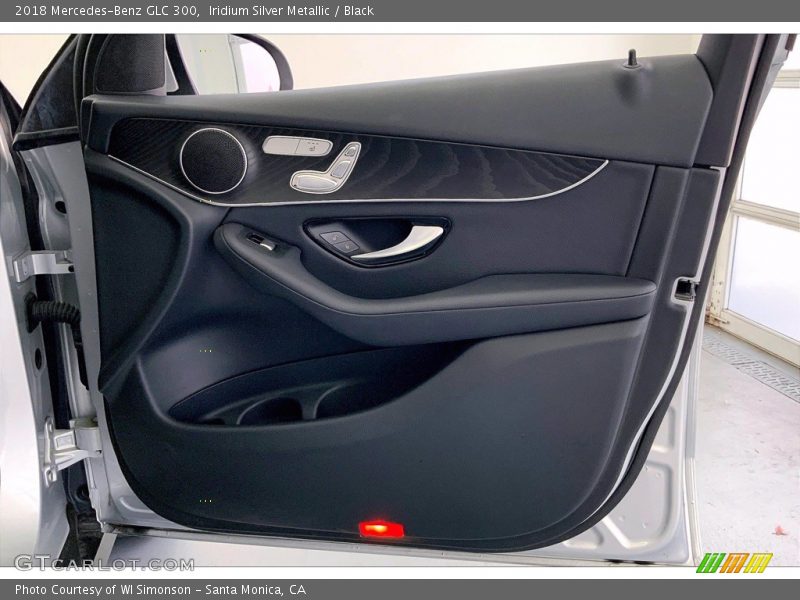 Iridium Silver Metallic / Black 2018 Mercedes-Benz GLC 300