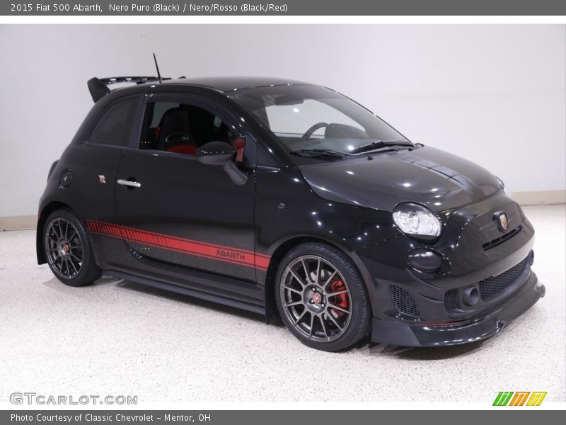Front 3/4 View of 2015 500 Abarth