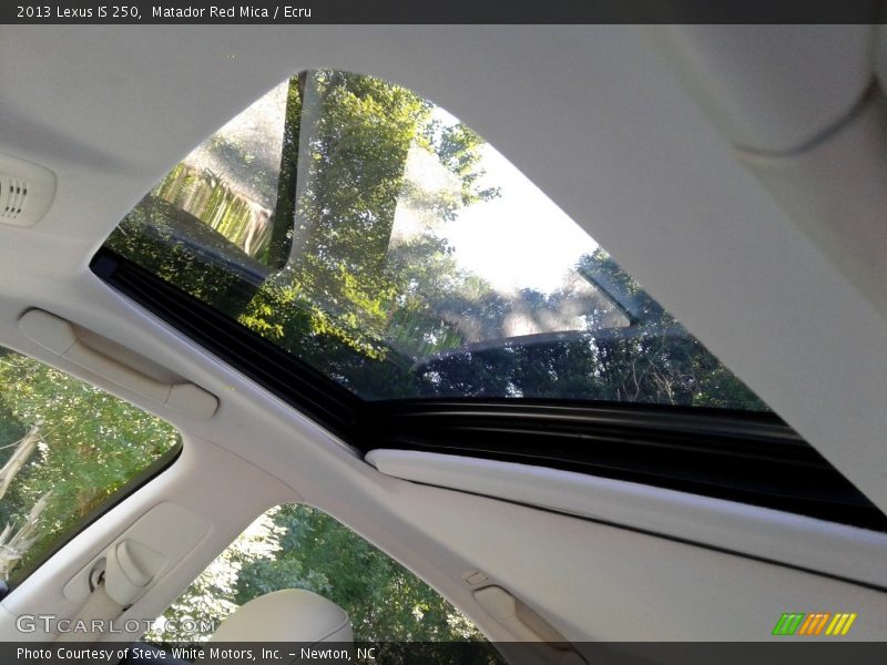 Sunroof of 2013 IS 250