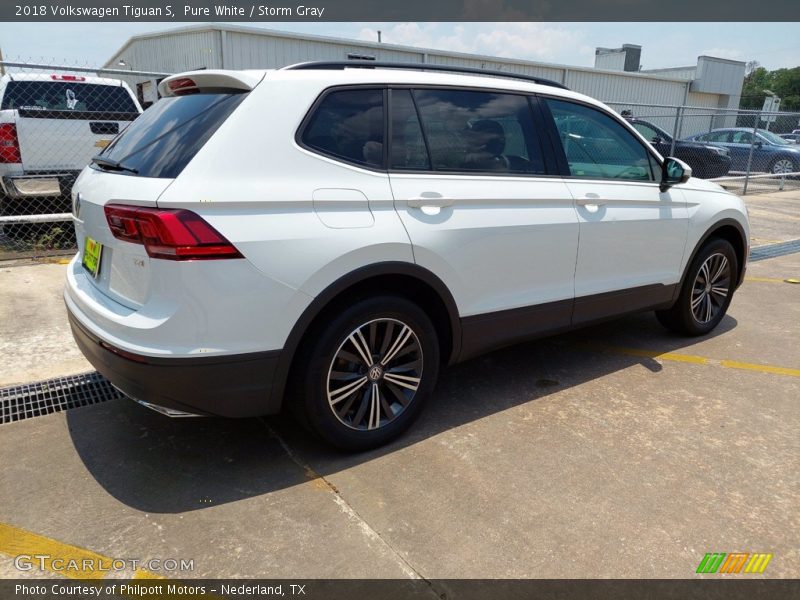 Pure White / Storm Gray 2018 Volkswagen Tiguan S