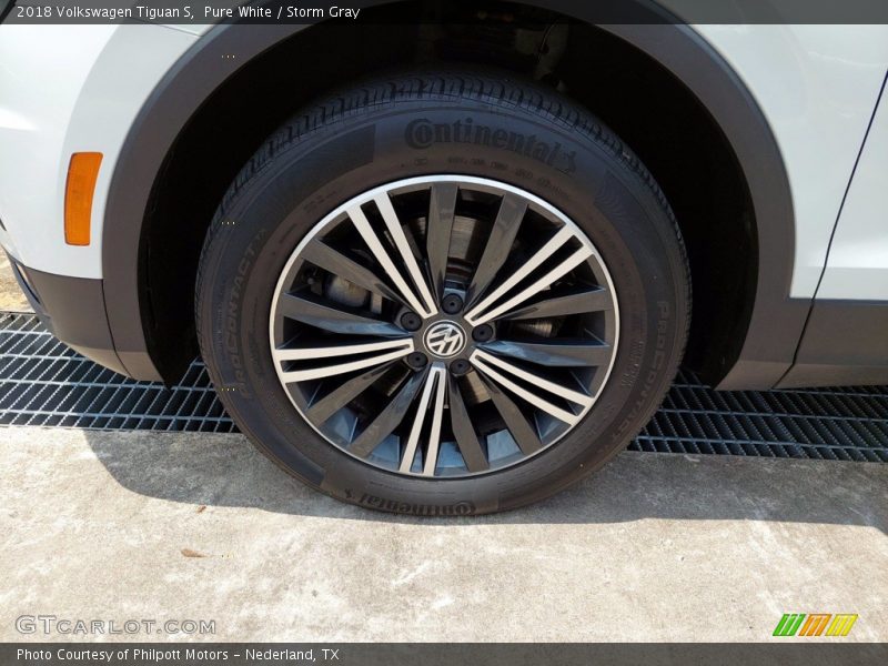 Pure White / Storm Gray 2018 Volkswagen Tiguan S