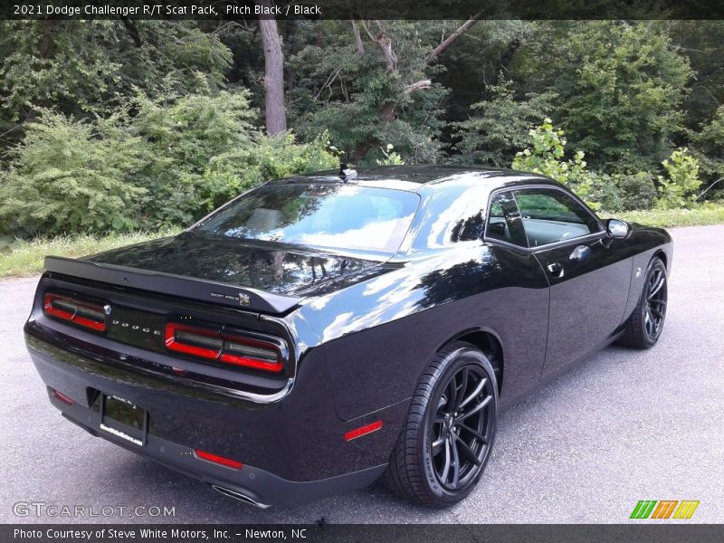 Pitch Black / Black 2021 Dodge Challenger R/T Scat Pack