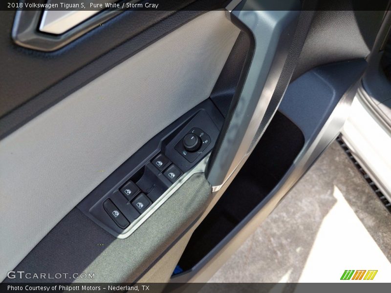 Pure White / Storm Gray 2018 Volkswagen Tiguan S