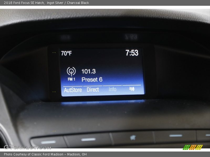 Ingot Silver / Charcoal Black 2018 Ford Focus SE Hatch